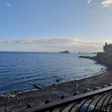 Al Borgo Di Capomulini Apartment *